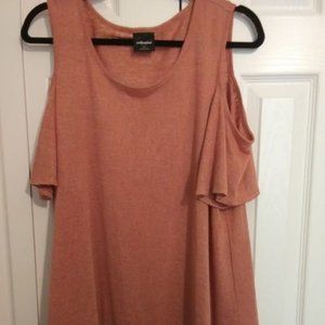 Wallpapher Cold Shoulder Cut Top